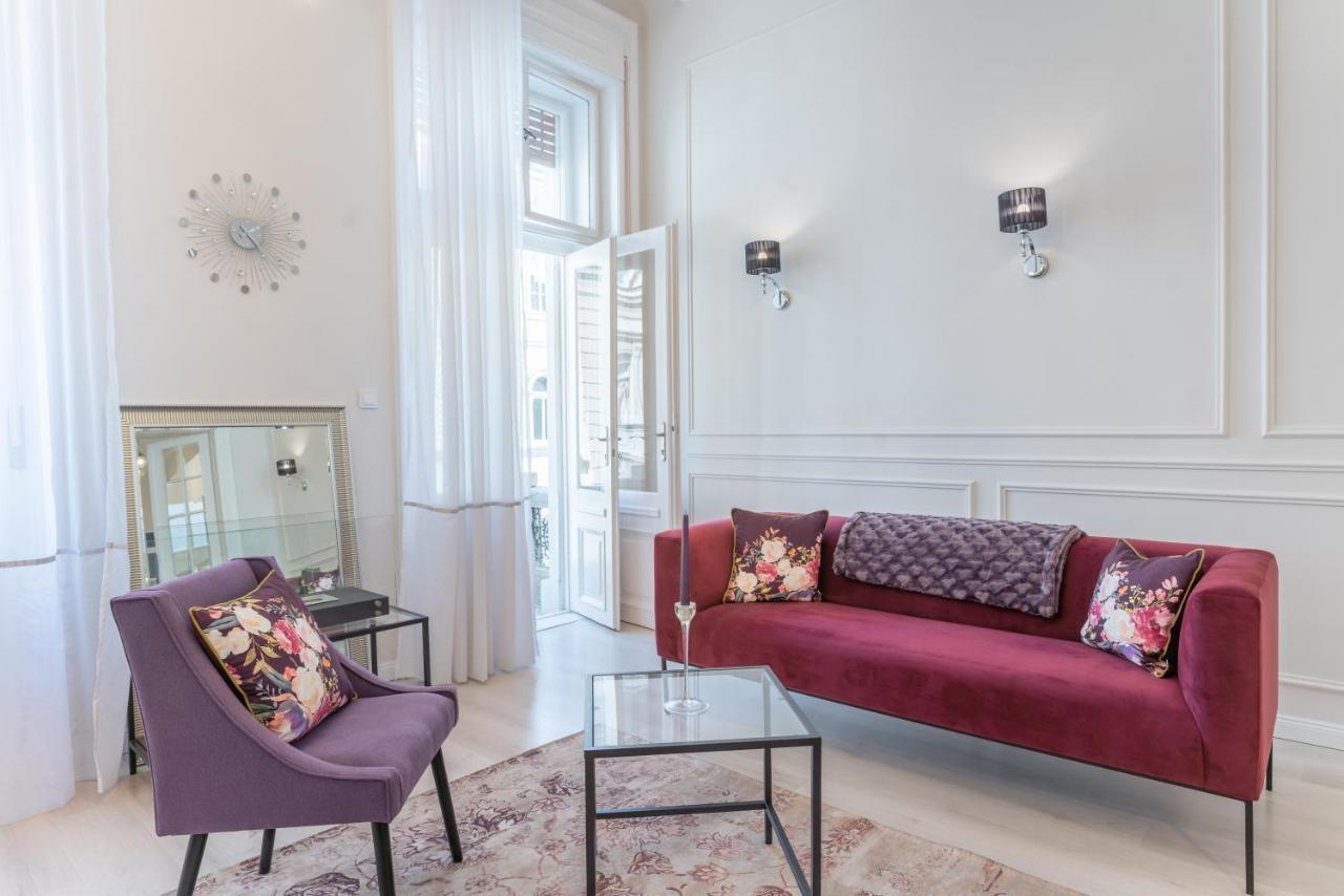 Milano Design Apartment City Center With Ac Будапеща Екстериор снимка