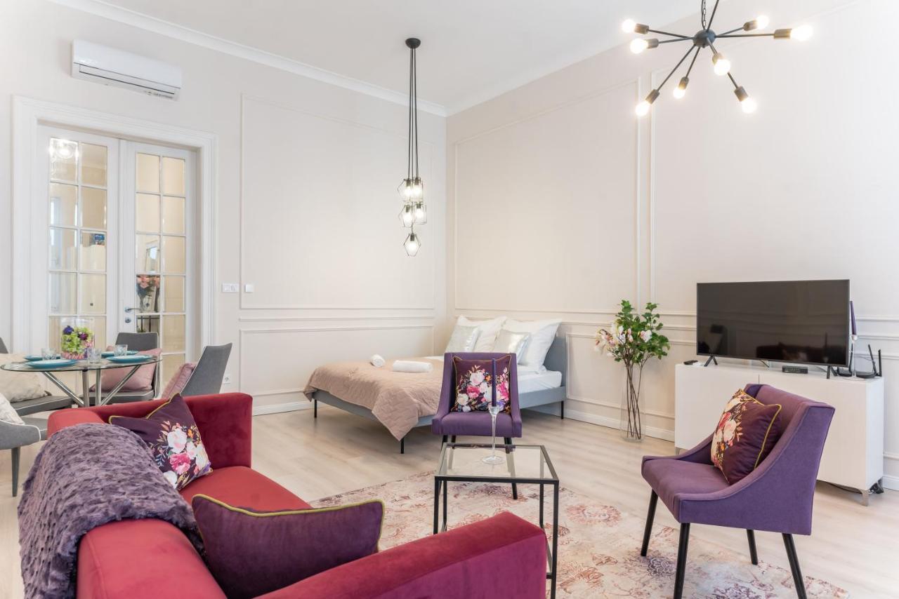 Milano Design Apartment City Center With Ac Будапеща Екстериор снимка